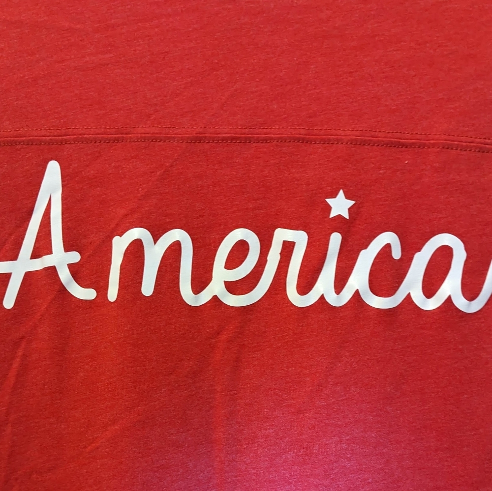 EUC 🇺🇲 AMERICA 🇺🇲 T-Shirt - Picture 2 of 6